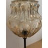 Lampe à poser avec globe en verre doré vintage sculpté